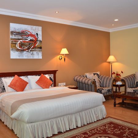 Pars International Hotel Manama Ngoại thất bức ảnh