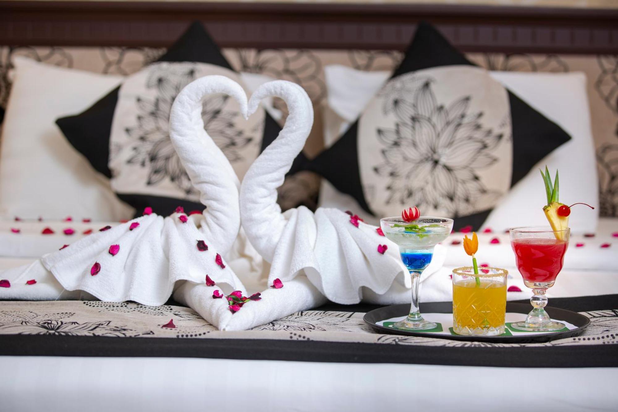 Pars International Hotel Manama Ngoại thất bức ảnh