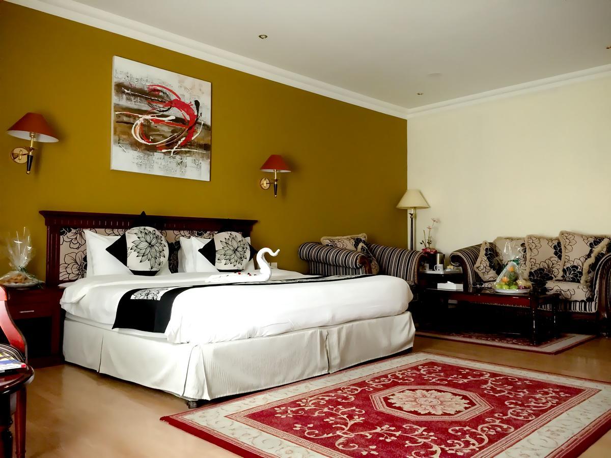 Pars International Hotel Manama Ngoại thất bức ảnh