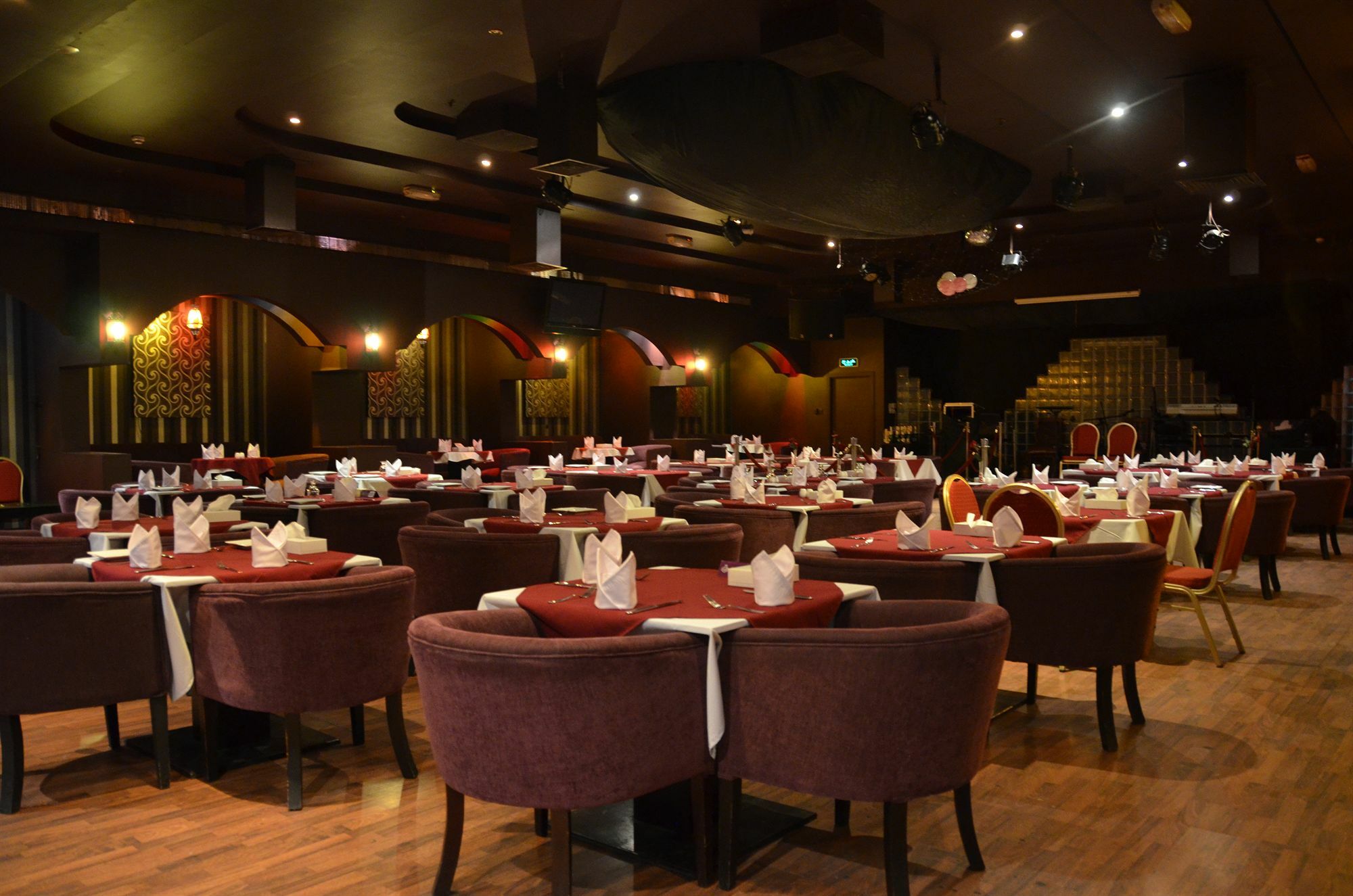 Pars International Hotel Manama Ngoại thất bức ảnh